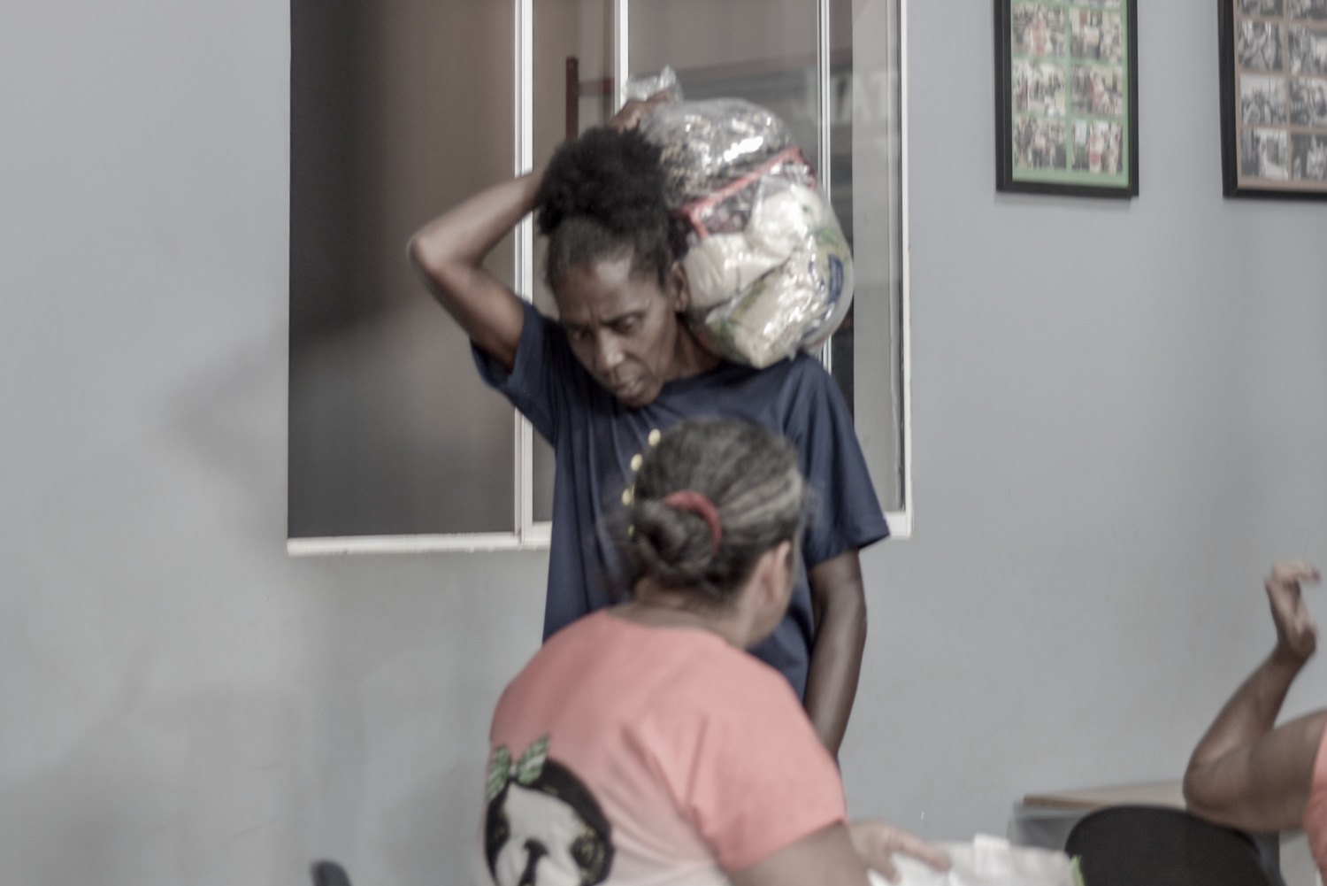 A alegria de doar Cestas Básicas